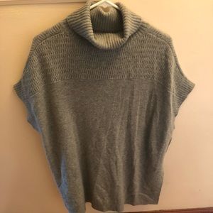 *cashmere* short sleeve turtleneck // VELVET